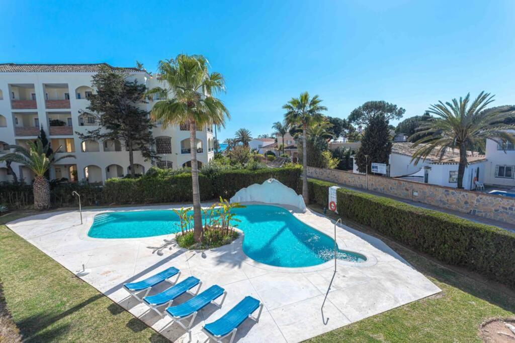 Brigth Apartment/2Bed/2Bath/100M Beach/Sea Views Marbella Esterno foto