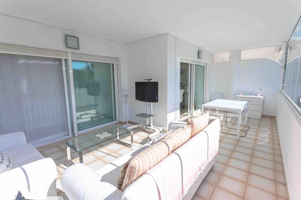 Brigth Apartment/2Bed/2Bath/100M Beach/Sea Views Marbella Esterno foto